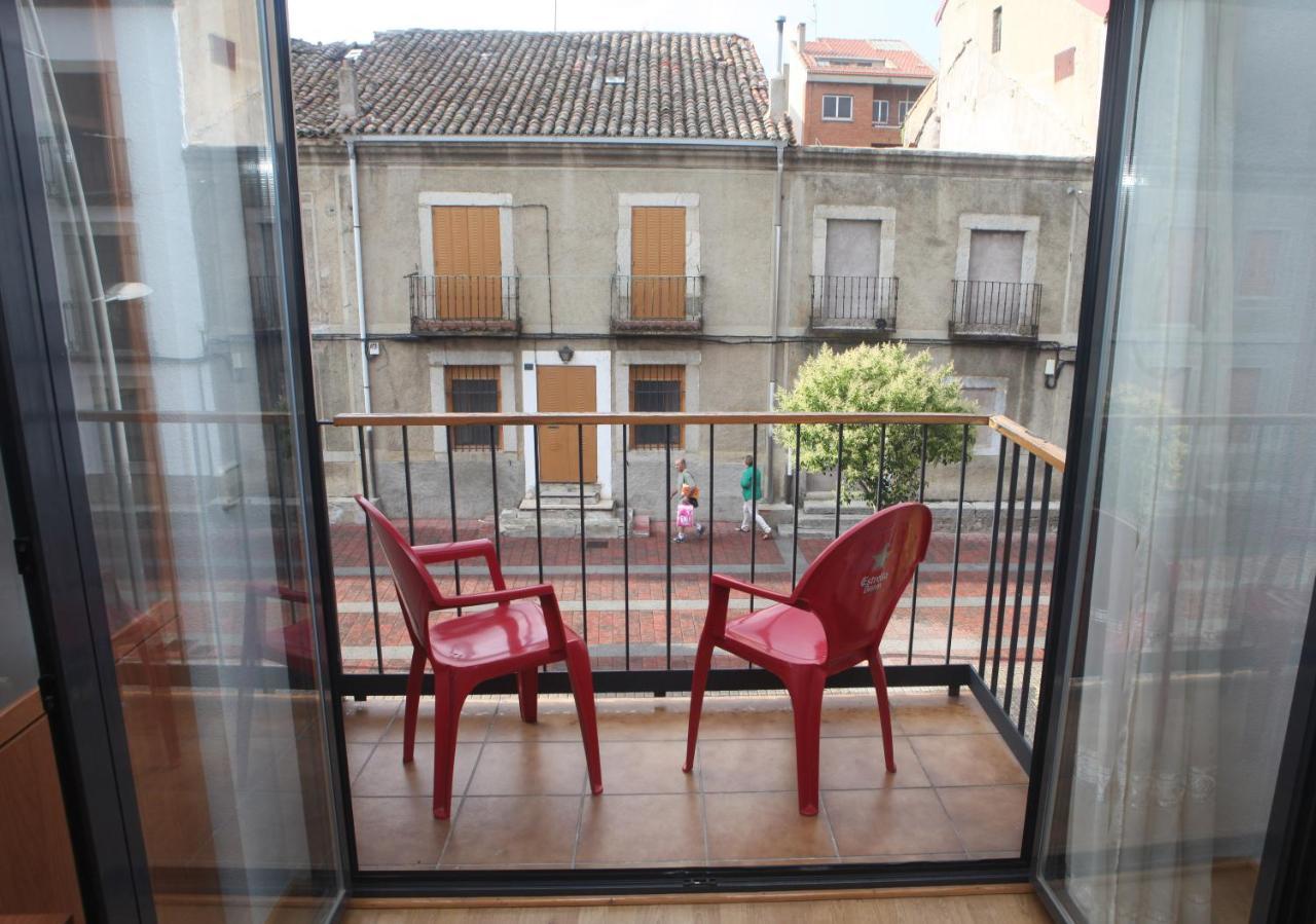 Apartamento Castilla Las Navas Del Marques Exterior photo